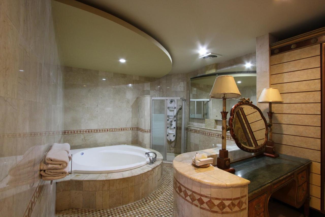 Griya Desa Hotel & Pool Sleman  Εξωτερικό φωτογραφία