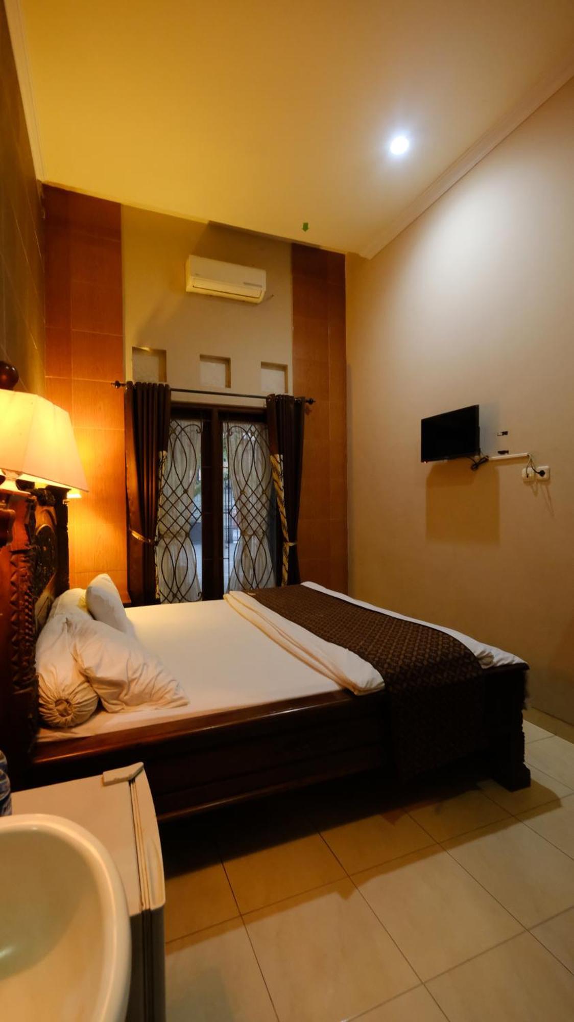 Griya Desa Hotel & Pool Sleman  Εξωτερικό φωτογραφία