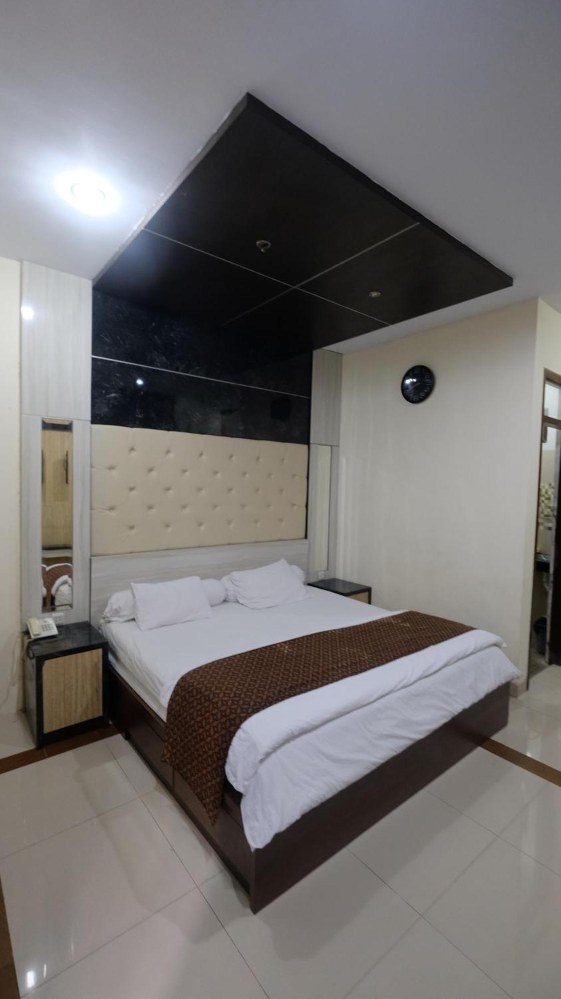 Griya Desa Hotel & Pool Sleman  Εξωτερικό φωτογραφία